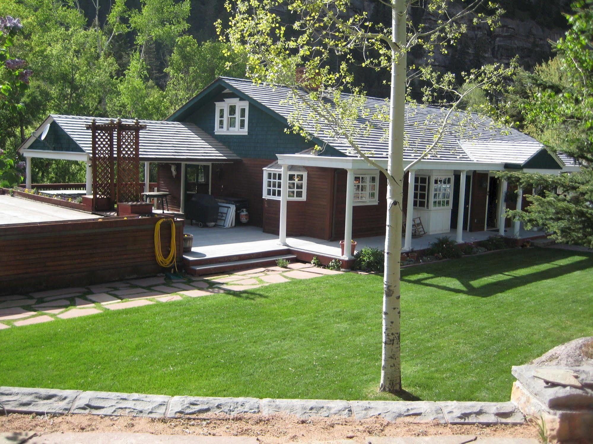 Secret Garden Bed & Breakfast Ouray ภายนอก รูปภาพ