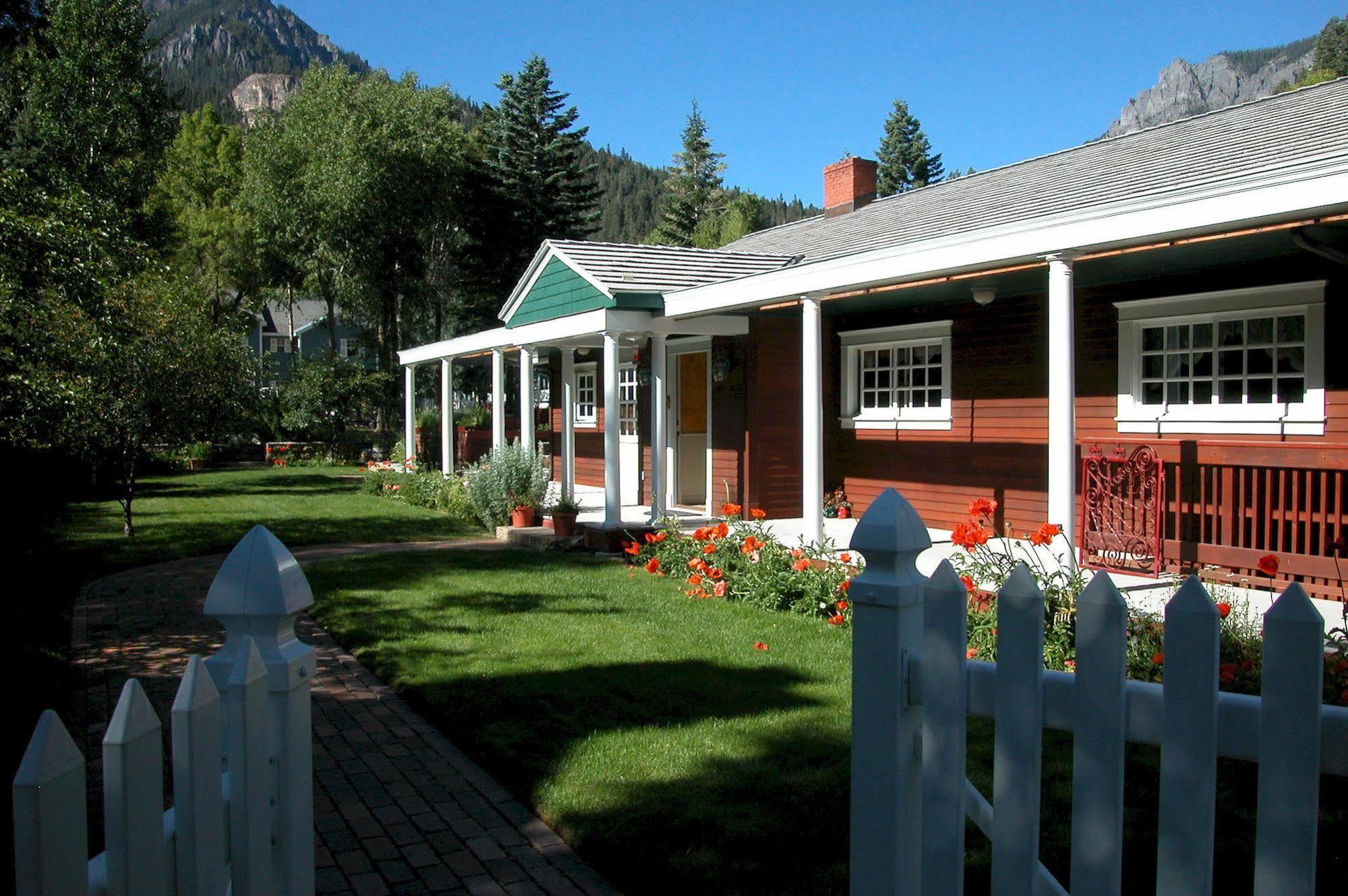 Secret Garden Bed & Breakfast Ouray ภายนอก รูปภาพ