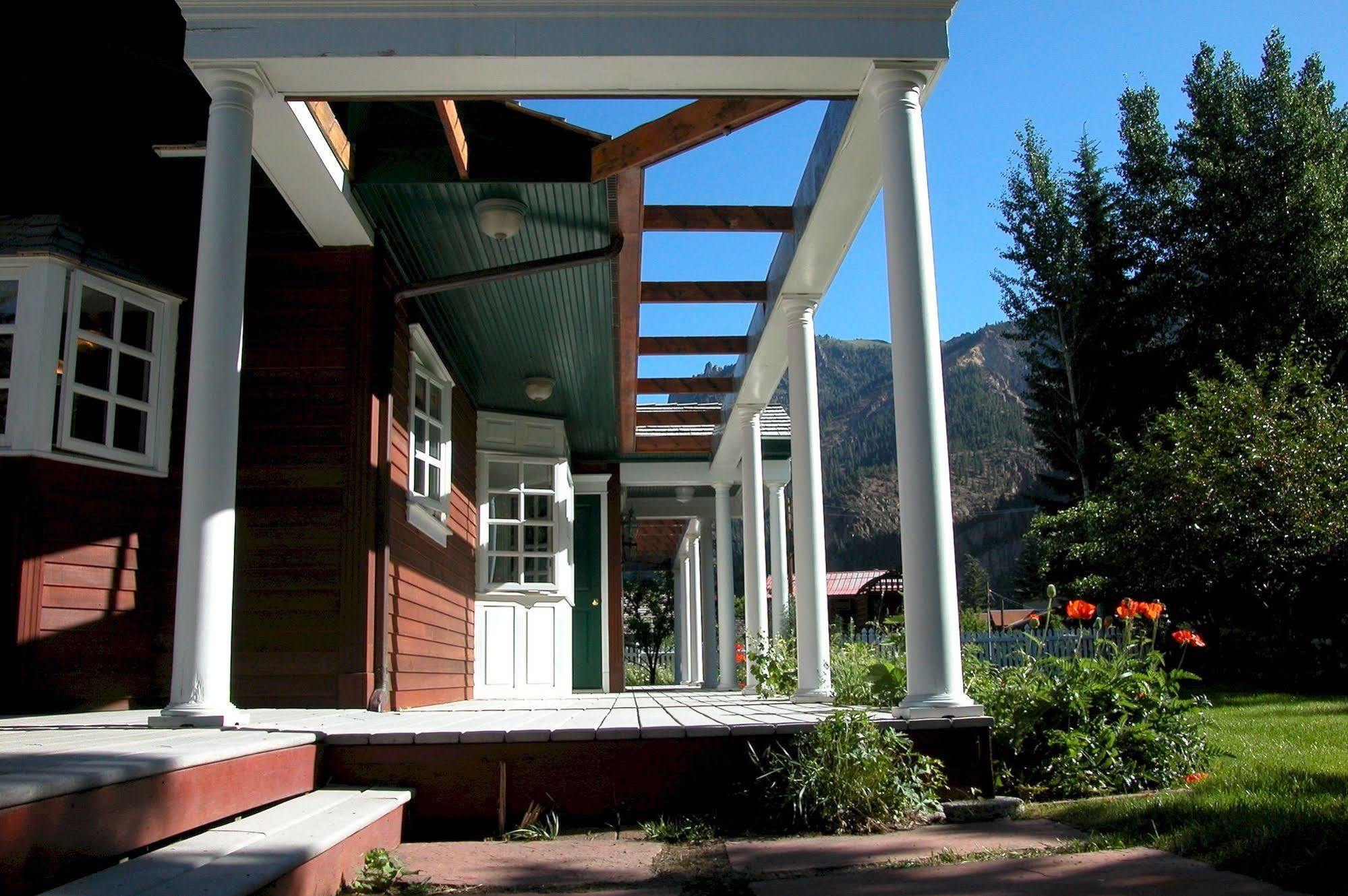 Secret Garden Bed & Breakfast Ouray ภายนอก รูปภาพ